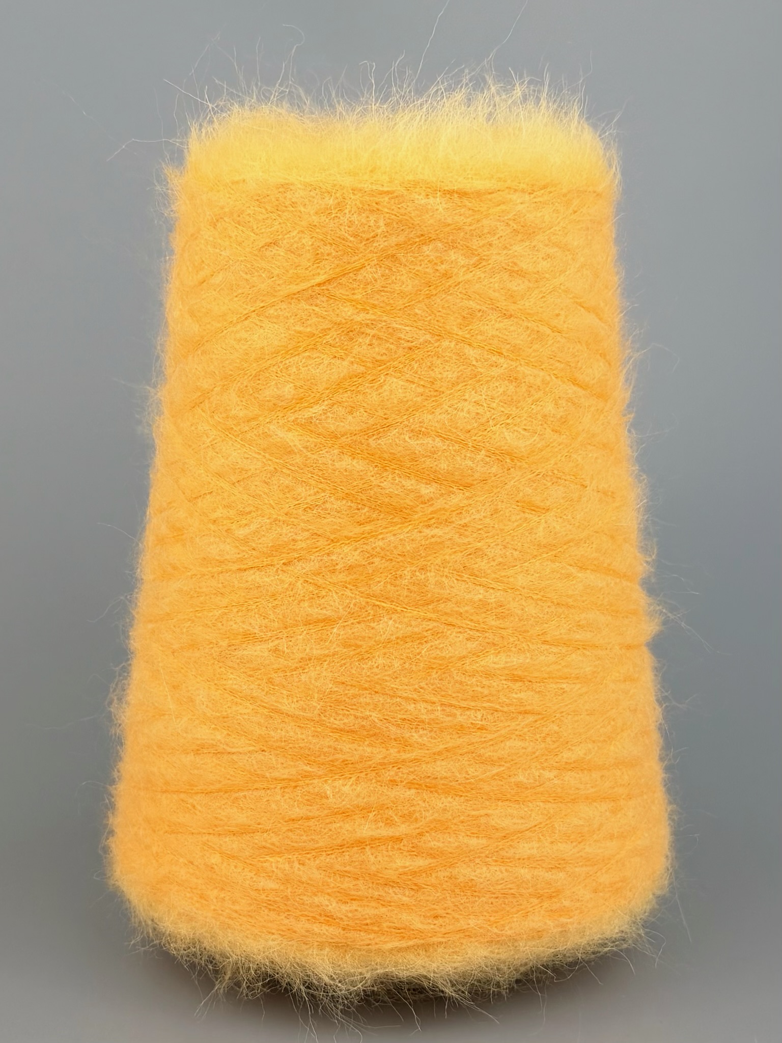 Zimpfer Wolle Selezione – Brushed-Garn aus Baby Yak und Kaschmir 360 m / 100 g col. Samtiges Mandarine foto 2